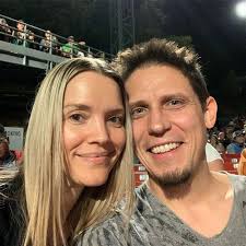 Vlog it // gem sisters at that time. Mercedes Lomelino Bio Age Single Nationality Body Measurement Career