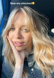 Maddie Ziegler's Blonde Hair Transformation: From Brunette to Blonde