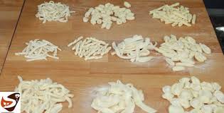 Tutte Le Tecniche Per Preparare La Pasta Fresca Fatta In Casa Senza Uova Come Come Orecchiettie Tr Ricette Pasta Fatta In Casa Ricette Pasta Fresca Senza Uovo