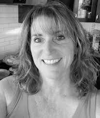 Send us your questions for Jodie‼ She is the president of the North Pond  association and super knowledgeable about all thing's lakes including what  you can do to stop runoff from entering