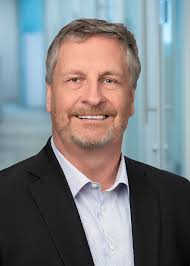 Brett Bryant's Instagram, Twitter & Facebook