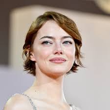 Lily James Fuels the Red Hair Trend With a New Copper Color