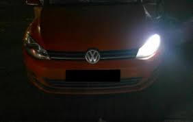 Fernlicht am auto beleuchtung und warnzeichen 2020. Scheinwerfer Von Halogen Uber Led Bis Zu Xenon Ein Unabdingbarer Begleiter