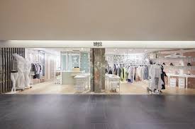 Последние твиты от maison margiela (@margiela). Margiela Tests New Retail Concept For Mm6 News Distribution 1089656