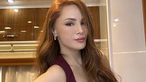 Magazin » Mavi Kadın