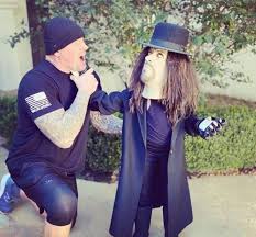 This clash set the tone for undertaker's dominant career. The Undertaker S Daughter Dresses As Her Father For Halloween In 2021 Undertaker Wwe Undertaker Wwe Couples