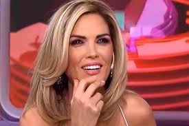Maybe you would like to learn more about one of these? Gracias Un Relato Rememoro Las Epocas De Viviana Canosa En El Espectaculo Espectaculo El Intransigente