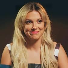 003 ʎpuı ǝɥʇ s'ʇı Here's to your last lap, Stranger Things! 🏁