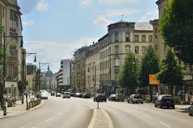 Prenzlauer berg, umgangssprachlich auch prenzlberg, ist ein ortsteil im berliner bezirk pankow. Pin Auf Wohnen In Berlin Prenzlauer Berg