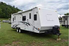 Check Out This 2004 Trail-lite Trail Bay 27ds Listing In Marion Nc 28752 On Rvtradercom It Is A Travel Tra Rvs For Sale Recreational Vehicles Travel Trailer