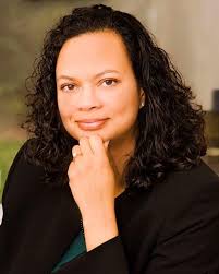 Chandra Wall's Instagram, Twitter & Facebook