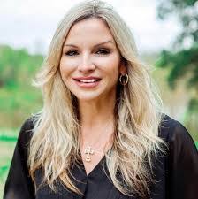 Nicole Priesmeyer's Instagram, Facebook & TikTok