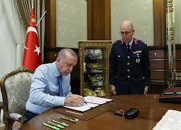 Ordu komutanı olduğu sırada meydana gelen 15 temmuz darbe girişimi sırasında genelkurmay başkan vekili olarak atandı. Wtwiafniijmrhm