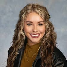 Susan Kogan's Instagram, Twitter & Facebook