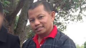 Andres Pancha: Dozens attend vigil for slain fisherman at Frankston pier