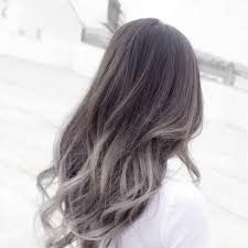 Hold the bottle of dye and opt for ombre gray hair extensions online instead. 21 Ombre Grey Hair Looks Cherrycherrybeauty