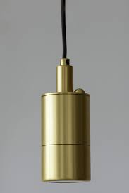 Kleine Strahler Pendelleuchte Aus Messing Mit Ip54 Von Aire Lighting Perfekt Fur Theken Und Tresen Mit Gu10 Strahler Pendelleuchte Strahler Led Pendelleuchte