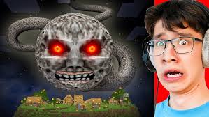 Lunar Moon Vs Security House in Minecraft