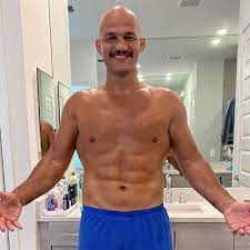 Latest on junior dos santos including news, stats, videos, highlights and more on espn. Junior Dos Santos Explains What Would It Take For Him To Cut To 205 Mma Fighting