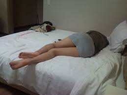 여기선 어떡해 행동해야하나요?::짱공유닷컴 - 엽기유머