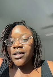 Dominique Moreland's Instagram, Twitter & Facebook