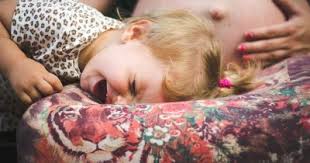 Remuknya hati merupakan sebab yang paling besar akan terkabulnya doa. 5 Pemicu Anak Menangis Histeris Tanpa Sebab Di Malam Hari Popmama Com