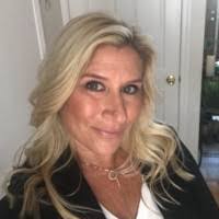 Jill Caputo's Instagram, Twitter & Facebook