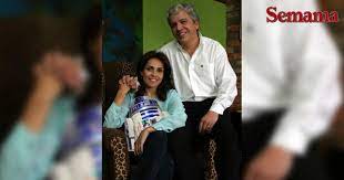 Tomada del brazo de su esposo, carlos alonso lucio, la fiscal saliente viviane morales habló en público por primera vez después de que el consejo de estado tumbó su elección. Ejemplo De Coherencia