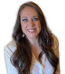 Betty Campagna's Instagram, Twitter & Facebook