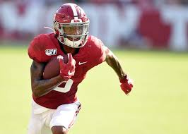 Alabama wide receiver devonta smith was the best player in college football during the 2020. Devonta Smith 4 Facts On The Alabama Football Wide Receiver