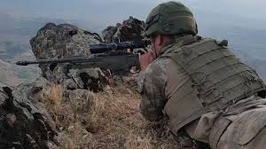 Patlamada, 2 asker şehit olurken 7 asker yaralandı. Sirnak Ta 5 Isciyi Sehit Eden Pkk Li Etkisiz Hale Getirildi Son Dakika Haberleri