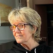 All I want is a seaside cottage, an Agatha Christie novel, the sound of a  relaxing rain, a cracking fire, a whistling kettle