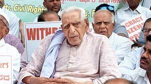 He was a freedom fighter in the indian independence movement who became a centenarian in april 2018.12. 1dnijx Kr2nuem