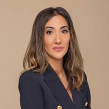 We had a founders putt putt masters tourney yesterday, and while I didn't  win, I commandeered the W like any sensible CEO.