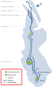 Race through the 1,200 meter long bobsleigh track at the foot of the watzmann. Bahn Anfahrt
