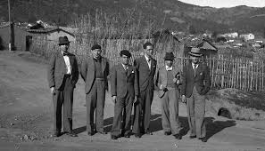 En 1830, il y a autant de crasse aux godillots des croisés de charles x qu. Pieds Noirs Histoires D Une Appellation Steemit