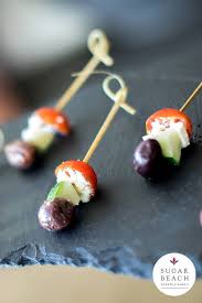 Skewers Of Delight With Kalamata Olives Cucumber Feta Cheese And Tomato Sugar Beach Events Of Hawaii Offers Professional Fu Yummy Appetizers Catering Yummy