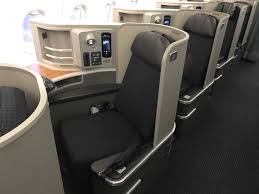 Main cabin select middle seat vs. American To Offer Free Inflight Meals In Main Cabin Onboard Select Transcon Flights Airlinegeeks Com