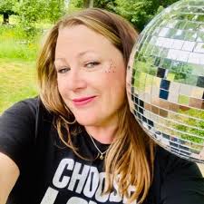 Paula Clark (@PaulaJaneClark)