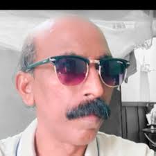 Titan Octane Signature एनालॉग काला डायल पुरुषों के लिए घड़ी-1761KP01