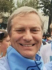 Jun 12, 2021 · este viernes, el candidato presidencial del partido republicano, josé antonio kast, anunció que la colectividad presentará su lista de candidatos parlamentarios. File Jose Antonio Kast En La Marcha Por Las 2 Vidas 3 Jpg Wikimedia Commons