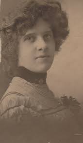 Henrietta Levy's Instagram, Twitter & Facebook