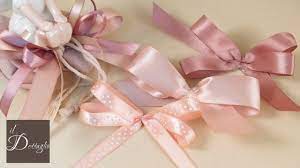 Può essere creato come viene rappresentato, ma lavorando di fantasia questo sacchetto porta confetti può trasformarsi in una borsa, un astuccio o. Bomboniera Matrimonio Sacchetto Porta Confetti Tutorial Il Dettaglio Youtube