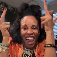 Este accidente en Filadelfia es muy triste. Un niño de México, que era  paciente, estaba en el avión que se estrelló. Acababa de completar su  tratamiento y la estaban llevando de vuelta