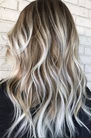 If You Re A Stylist This Isn T Bronde To You It S A Level 8 Melt Highlights By Paulina Zuzock Fi Hair Styles Blonde Balayage Blonde Balayage Highlights