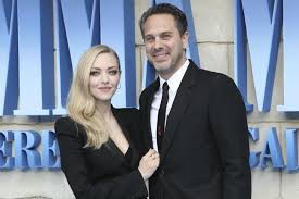Apr 02, 2020 · jeremy iron's son, max, made him debut in hollywood a couple of years back, and is most recognized for his movie red riding hood with amanda seyfried, as well as the host. Thomas Sadoski Wants More Kids With Amanda Seyfried