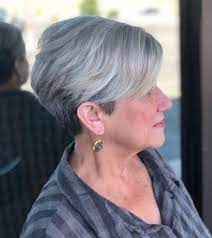 Maybe you would like to learn more about one of these? 50 Schone Kurze Frisuren Fur Frauen Uber 60 Zur Auswahl Balayage Strahnchen