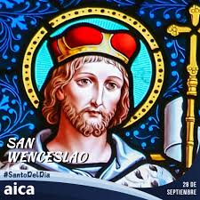 Santoral #SantoDelDía San Bernabé #RuegaPorNosotros #Bernabé #FelizDía  #11deJunio San Bernabé, apóstol Aunque estrictamente hablando, San Bernabé  no pertenece al grupo de los 12 apóstoles, sino al grupo de los 72  discípulos, la