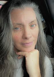 humor about aging and mirrors