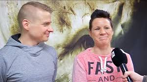 40 vuoden ikäraja olisi normaalitilanteessa estänyt potkosen pääsyn kisoihin, mutta tokion kisojen lykkääminen vuodella tarkoitti myös sitä, ettei tämä pykälä koske vuoden 2021 kisoja. Olympiamitalisti Mira Potkonen Tosi Kunniakasta Paasta Linnaan Juhlimaan Itsenaisyyspaivana Yle Uutiset Yle Fi